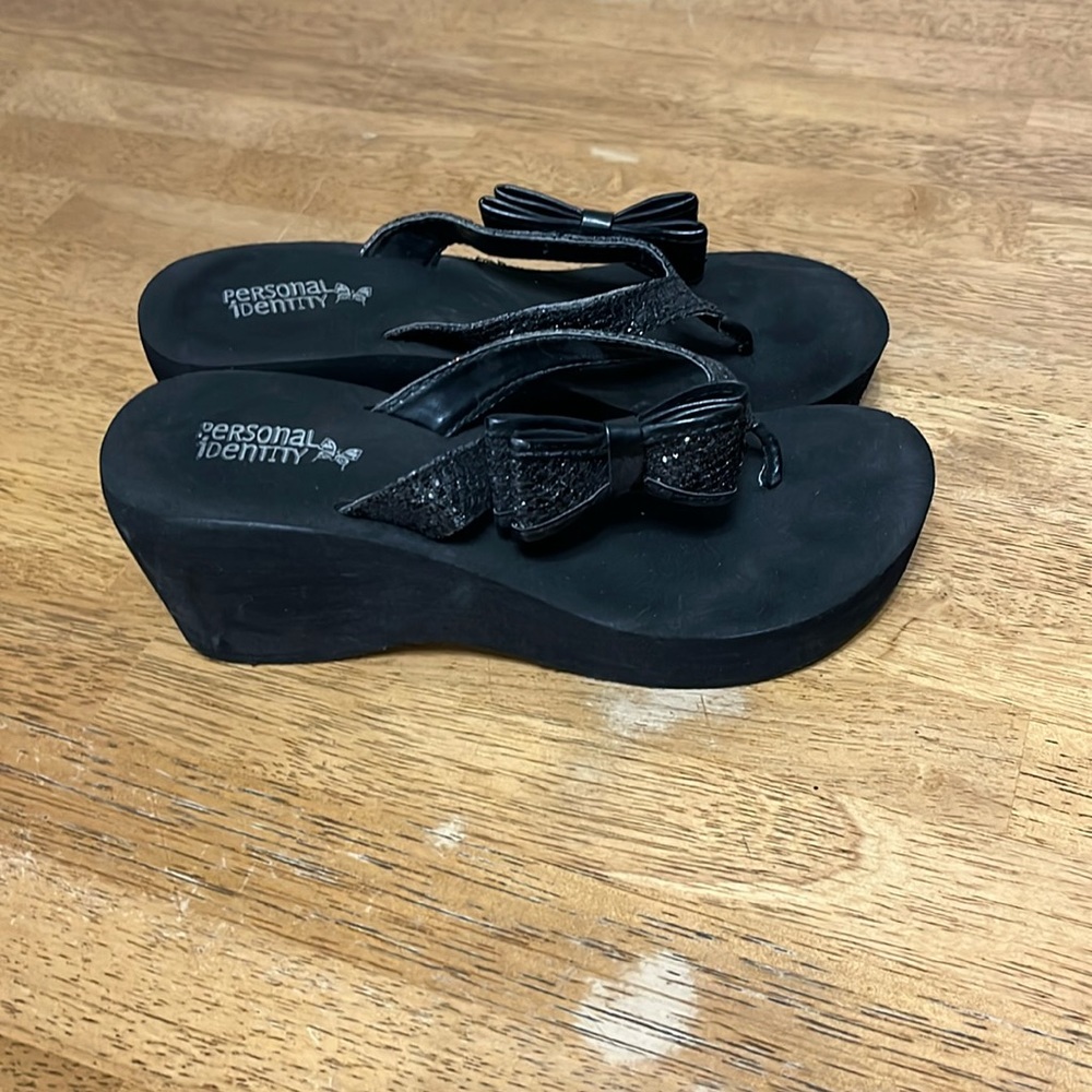 2 for $25 Women’s Flipflops